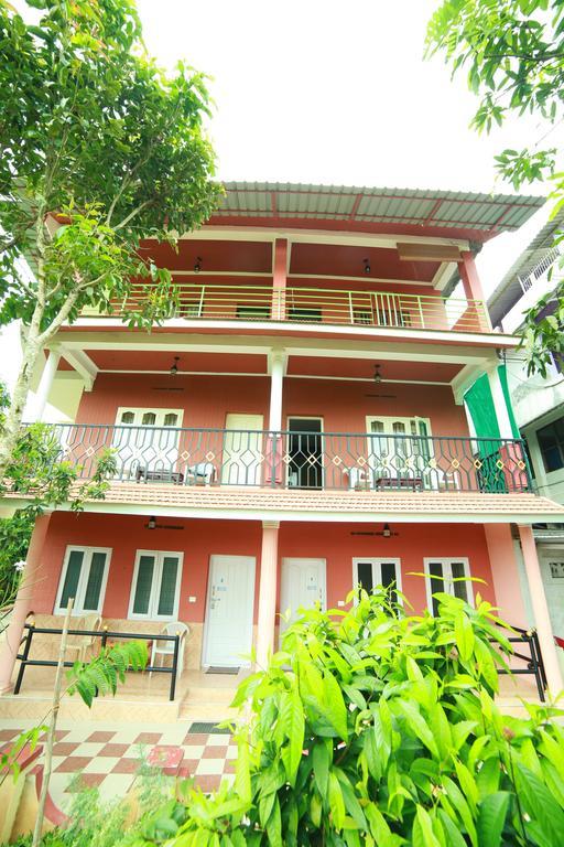 Апартаменты Kerala House Теккади Экстерьер фото